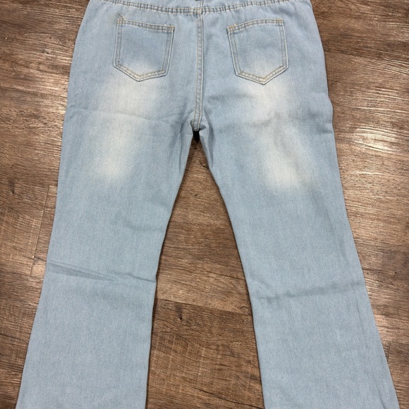 Light Blue Flared Jeans - Picture 2 of 6